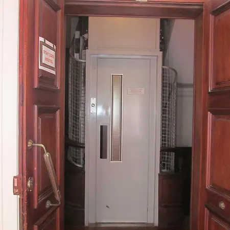 Hostel Baluarte Citadino Cool Lizbona